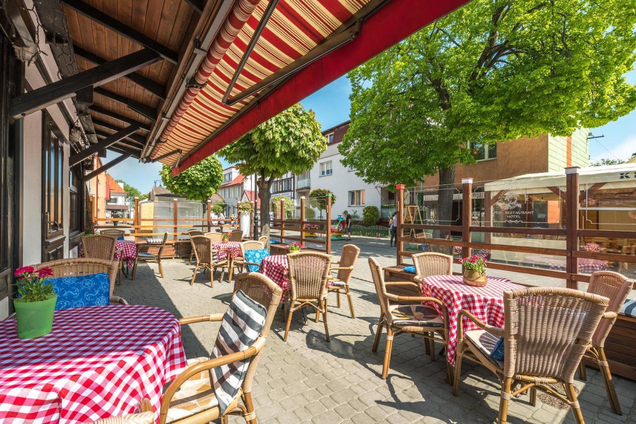 Villa & Restaurant Admiral Nelson Hel Kültér fotó