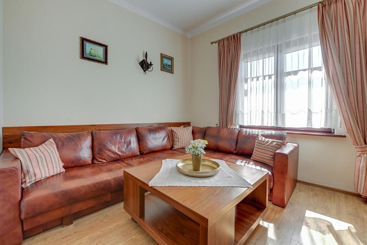 Villa & Restaurant Admiral Nelson Hel Kültér fotó